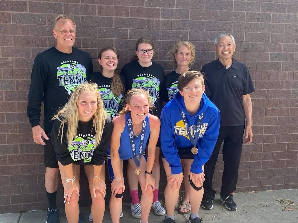 Girls Tennis finishes 10th at State today. Bulldogs that medaled were #1 singles Kristen Whaley at 5th and #2 singles Paige Schneider at 7th! #2 Doubles Kayle Morris and Mya Swan picked up a win. Congrats!!!