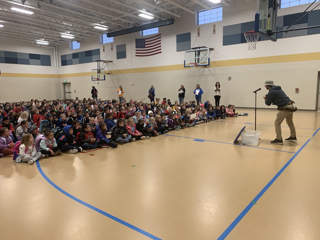 Morning assembly with Riverside Discovery Center